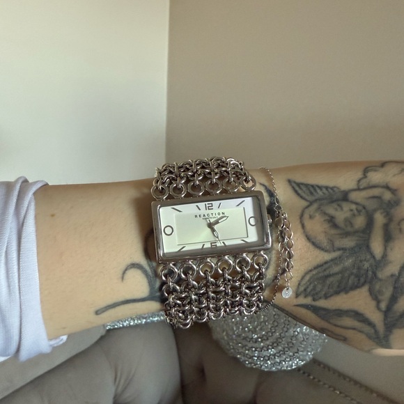 Kenneth Cole Silver Chain Link Watch - Picture 2 of 6